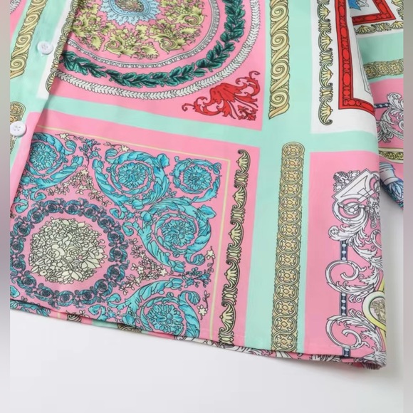 Jane Chic Designs Plus Size Sublimation Blouse - Picture 2 of 9